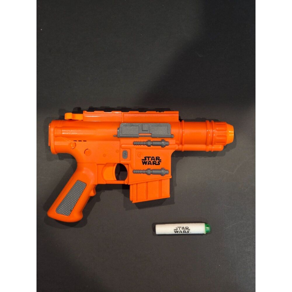 Hasbro Star Wars Rogue One Captain Cassian Andor Nerf Blaster